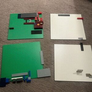 4 Lego square plates